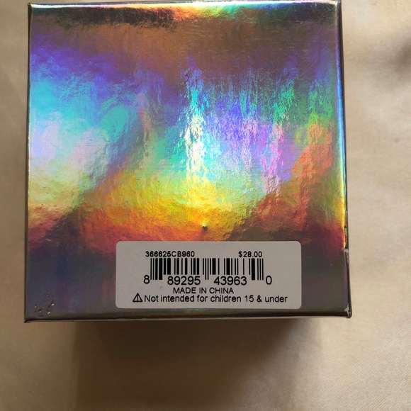 Betsey Johnson Gold Tone Open Frame Heart Stud Earrings Multicolored Crystal NIB - Picture 12 of 12